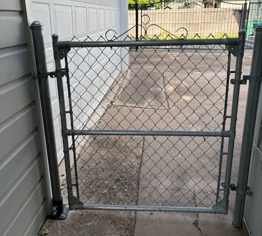 Chain Link Fence Post & Gate Repair after