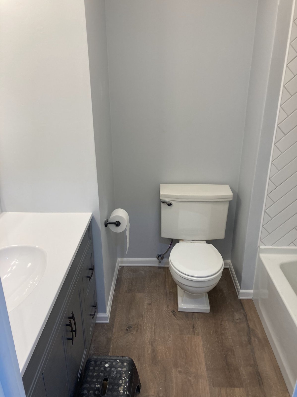 Hall Bathroom Remodel after